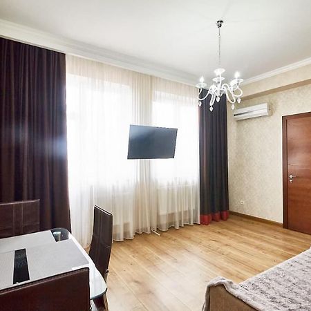 Ultracentral Spacious Apartment Kisinyov Kültér fotó