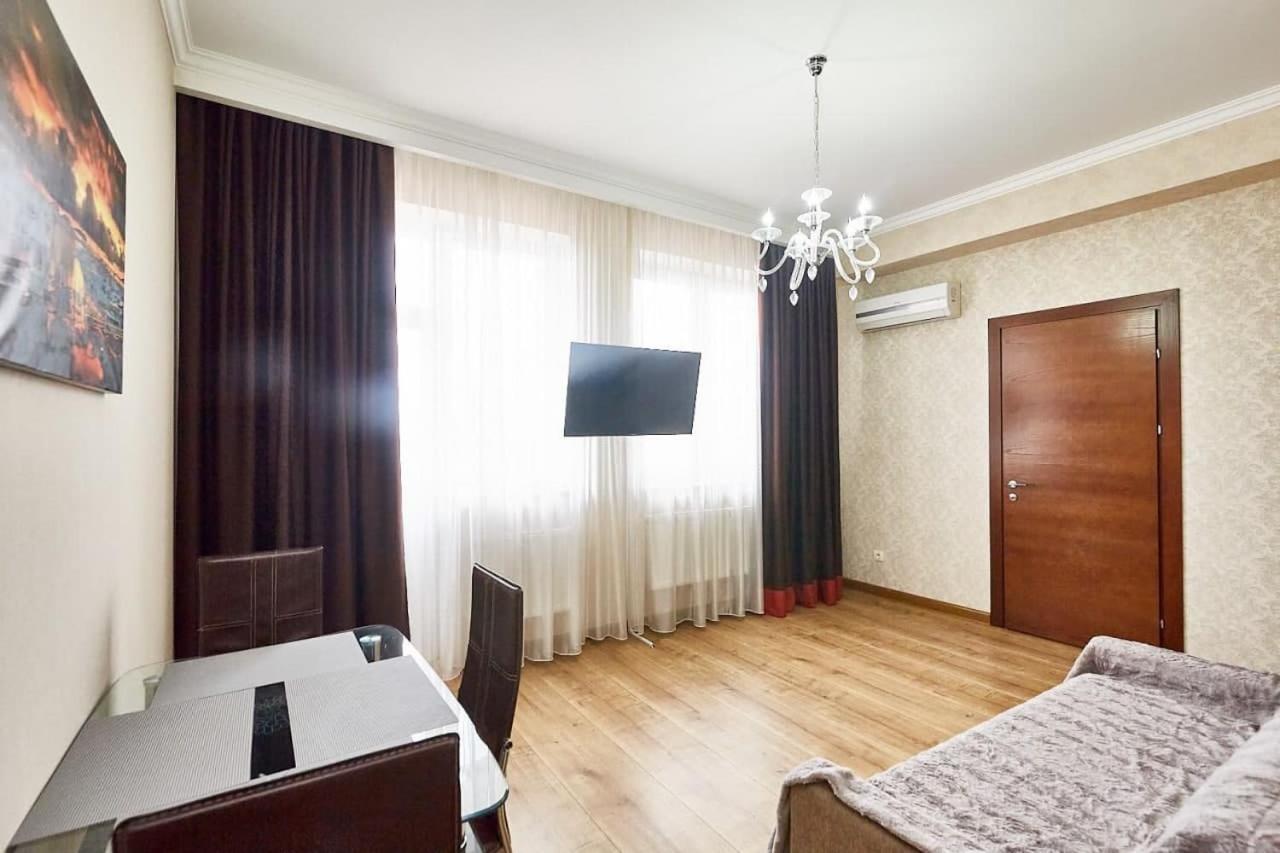 Ultracentral Spacious Apartment Kisinyov Kültér fotó