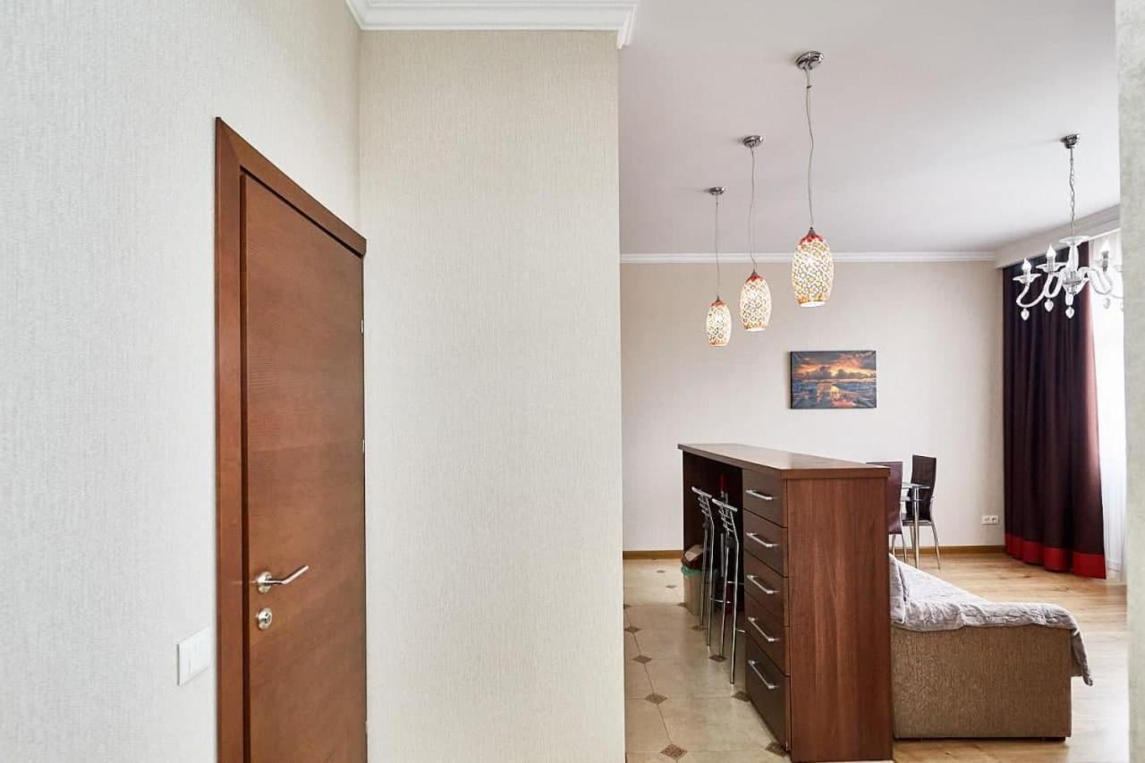 Ultracentral Spacious Apartment Kisinyov Kültér fotó