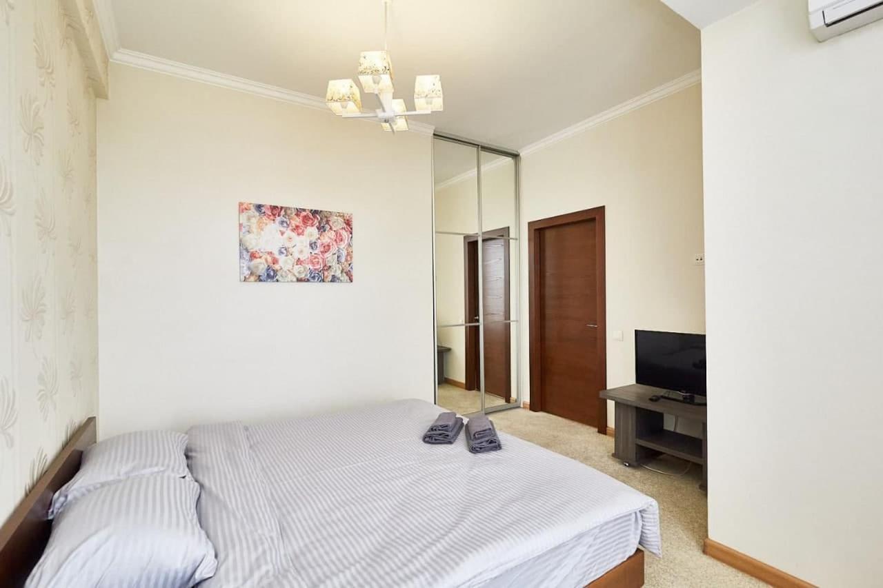 Ultracentral Spacious Apartment Kisinyov Kültér fotó