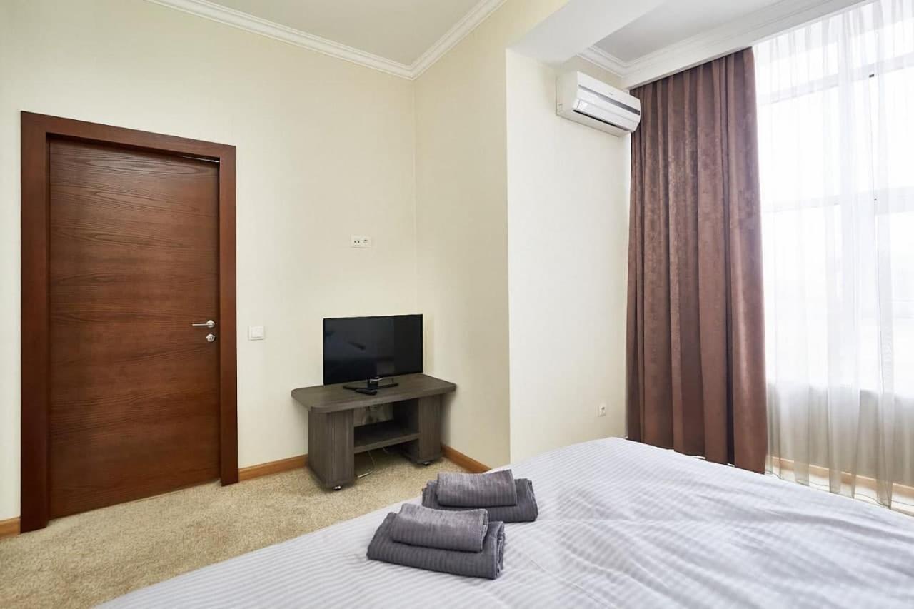 Ultracentral Spacious Apartment Kisinyov Kültér fotó
