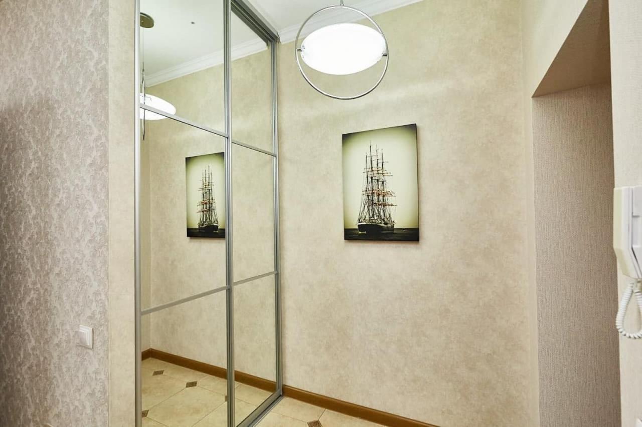 Ultracentral Spacious Apartment Kisinyov Kültér fotó